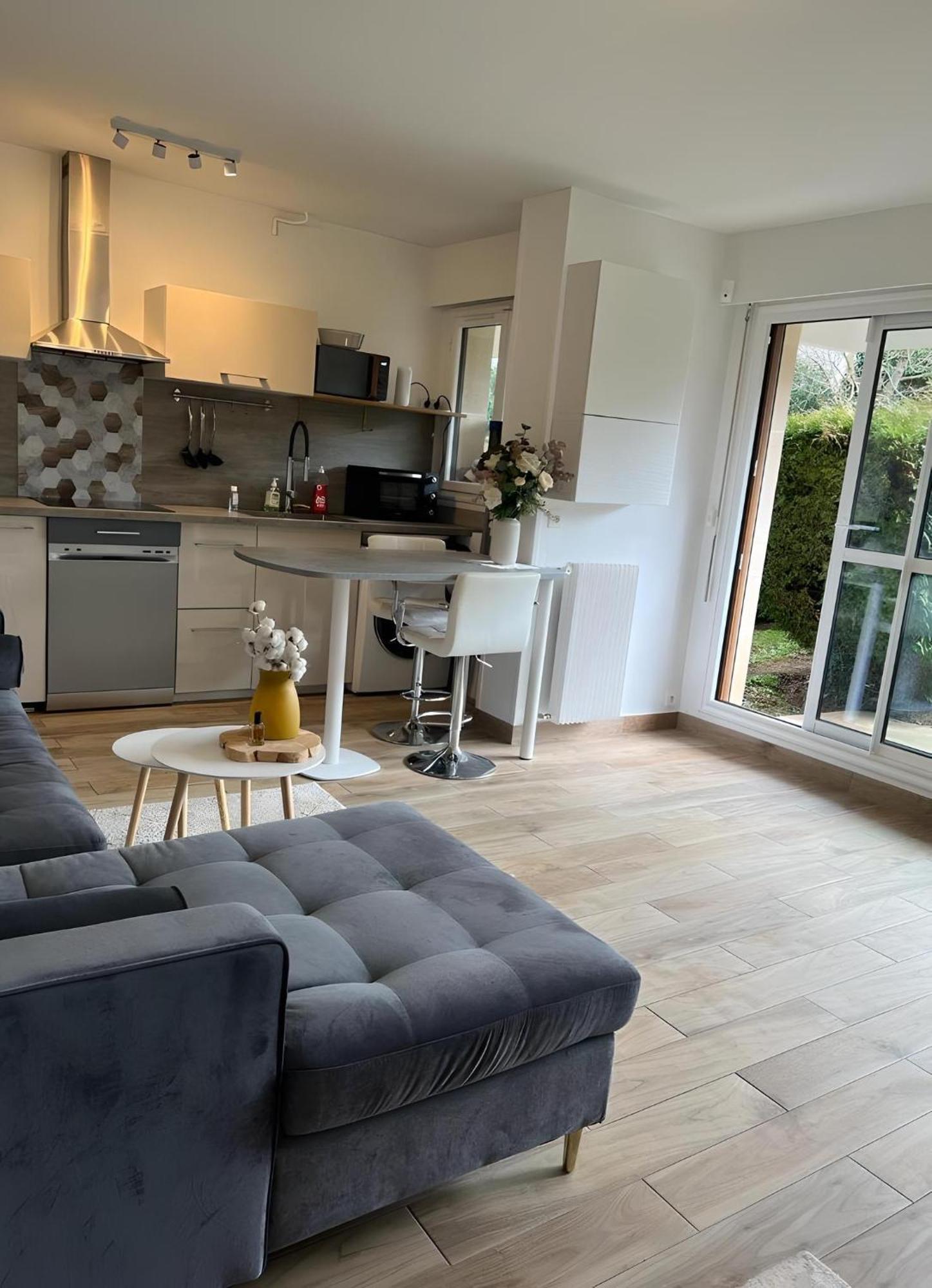Appartement Avec Jardin Prive - 2 A 4 Voyageur Chaville Dış mekan fotoğraf